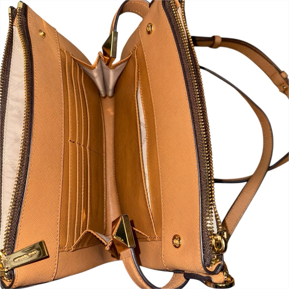 Michael Kors MK Signature Karla Crossbody Bag Brown Acorn Gold Chain Strap - Picture 4 of 6